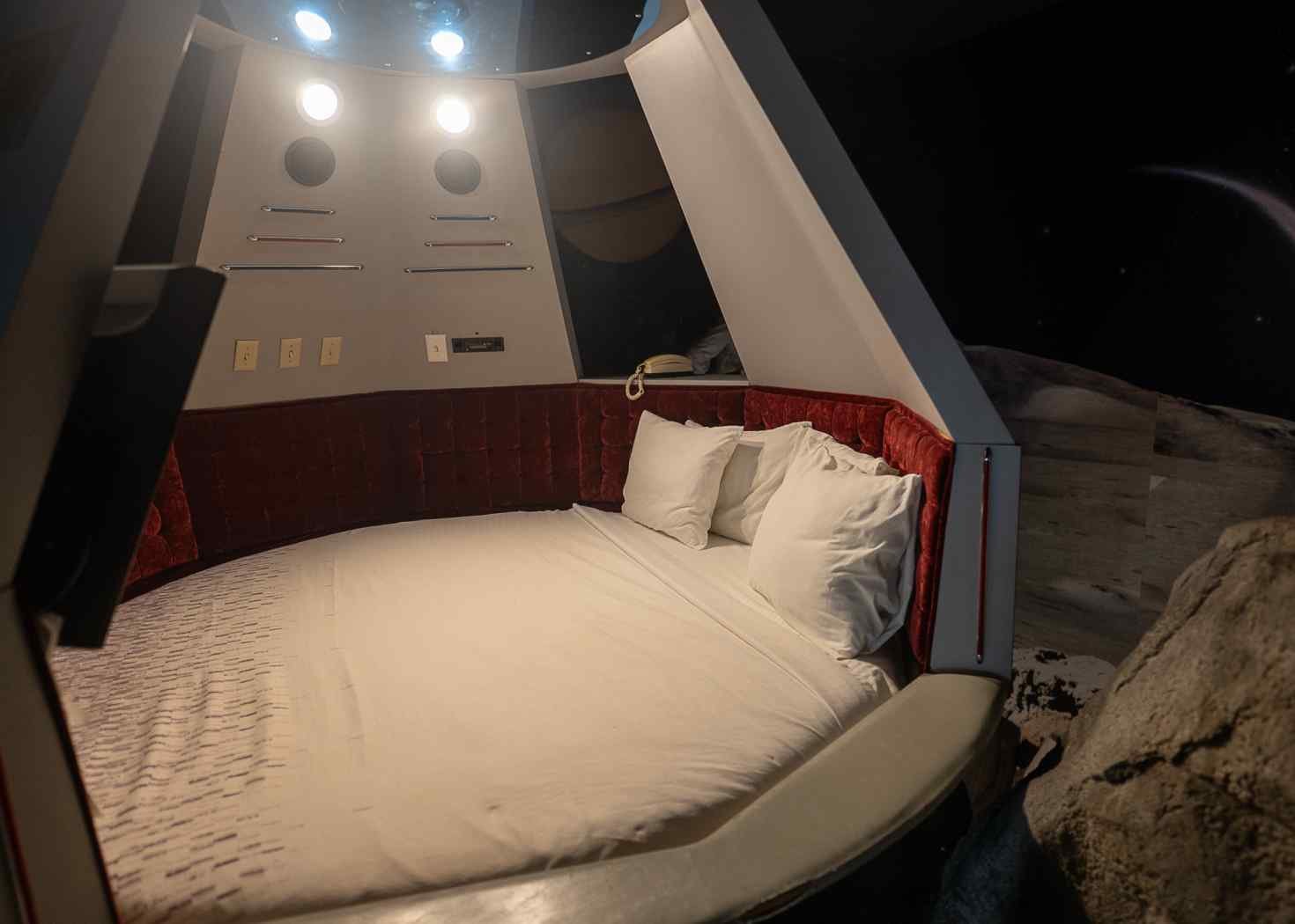 room image four